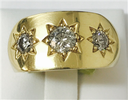 18ct Yellow Gold Diamond 3 Stone Ring