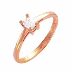 0.25Ct Emerald Cut Diamond Ring 18ct Yellow - N