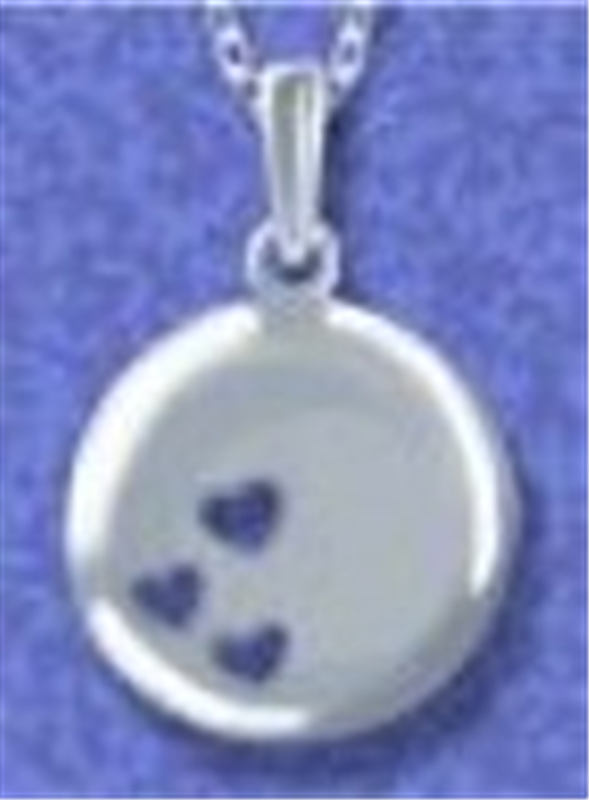 Sterling Silver Cutout Hearts Pendant / 18